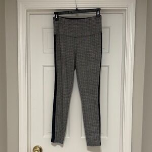 Lysse Gray and Black Plaid Leggings